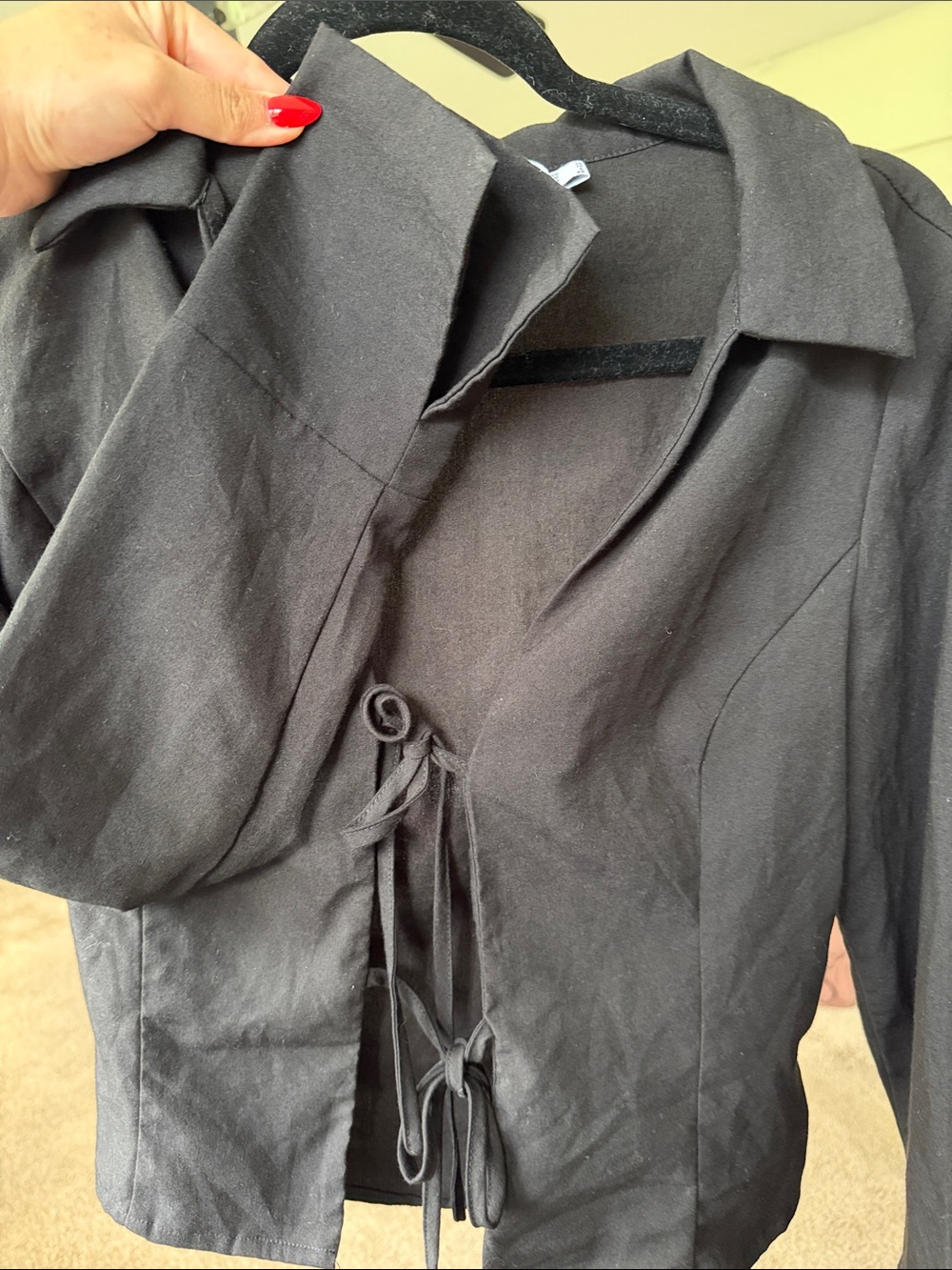 Princess Polly Black Tie-Front top - Picture 6 of 6